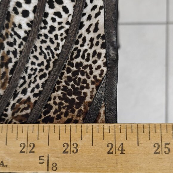 Chico’s Open-Front Animal/Geometric Print Jacket – Size 1 – Gently Worn - Picture 10 of 14